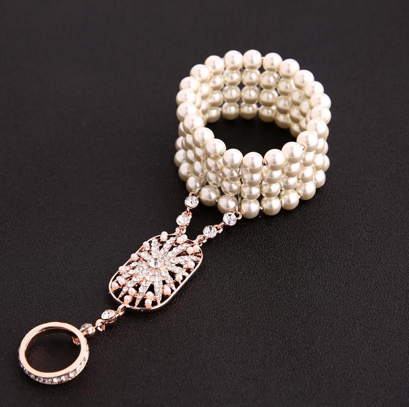 Pearl ring bracelet