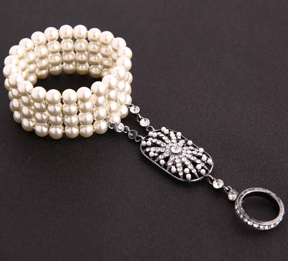 Pearl ring bracelet