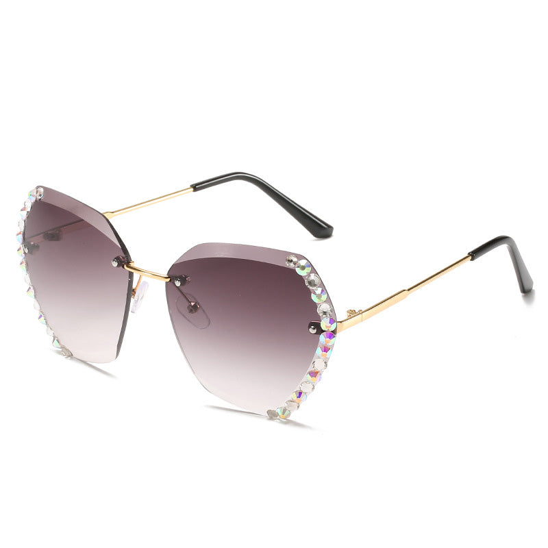 Spectacles On Rimless Diamond-Studded Polygonal Sunglasses