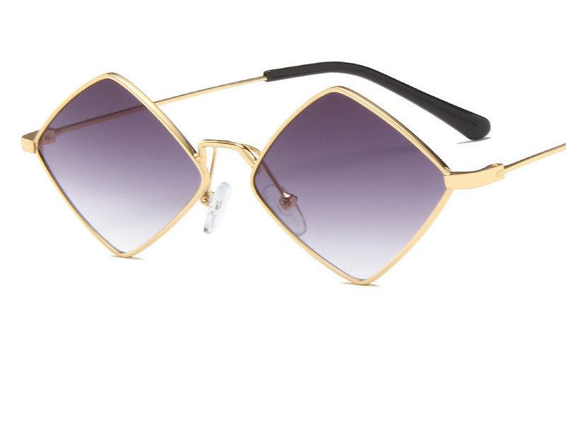 Spectacles On Retro Style Diamond Shaped Sunglasses