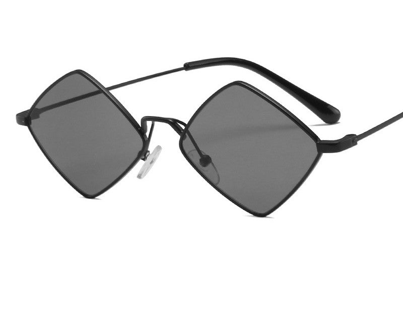 Spectacles On Retro Style Diamond Shaped Sunglasses