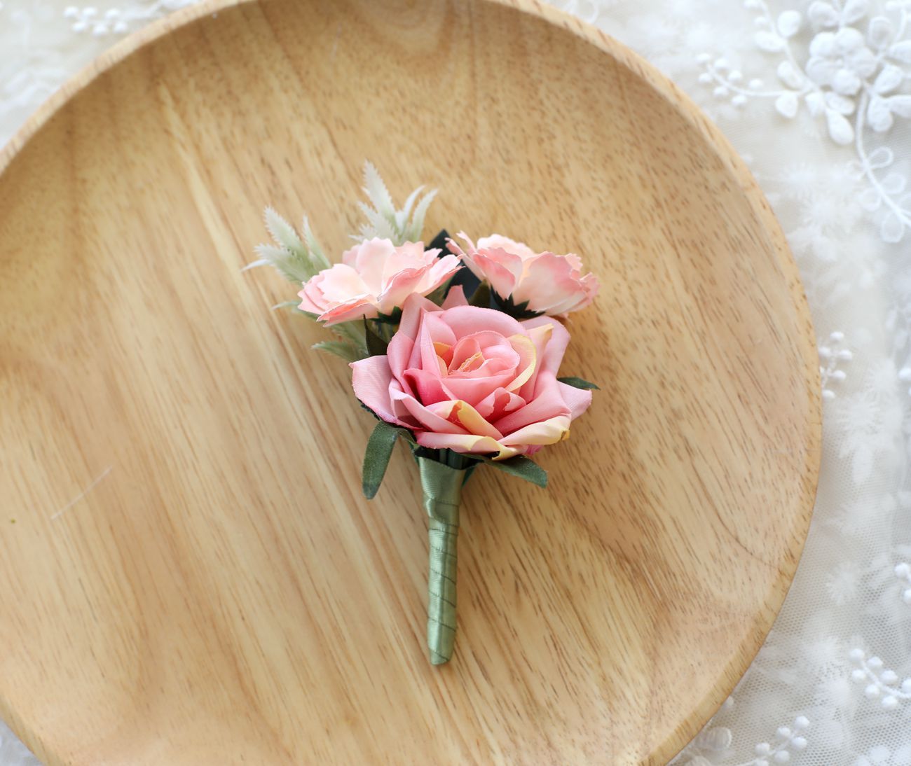 Statement Lady Floral Decoration Simulation Rose Wrist Corsage